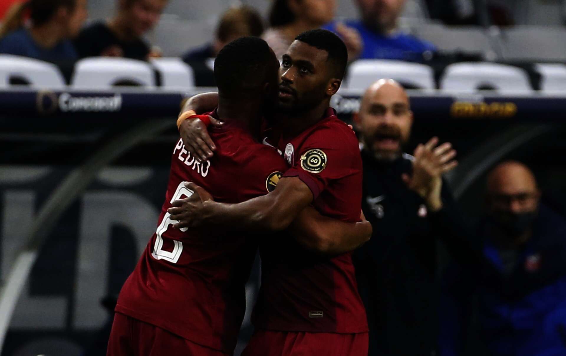 قطر تحقق إنجازا تاريخيا وتبلغ نصف نهائي الكأس الذهبية.. فمن ستواجه؟