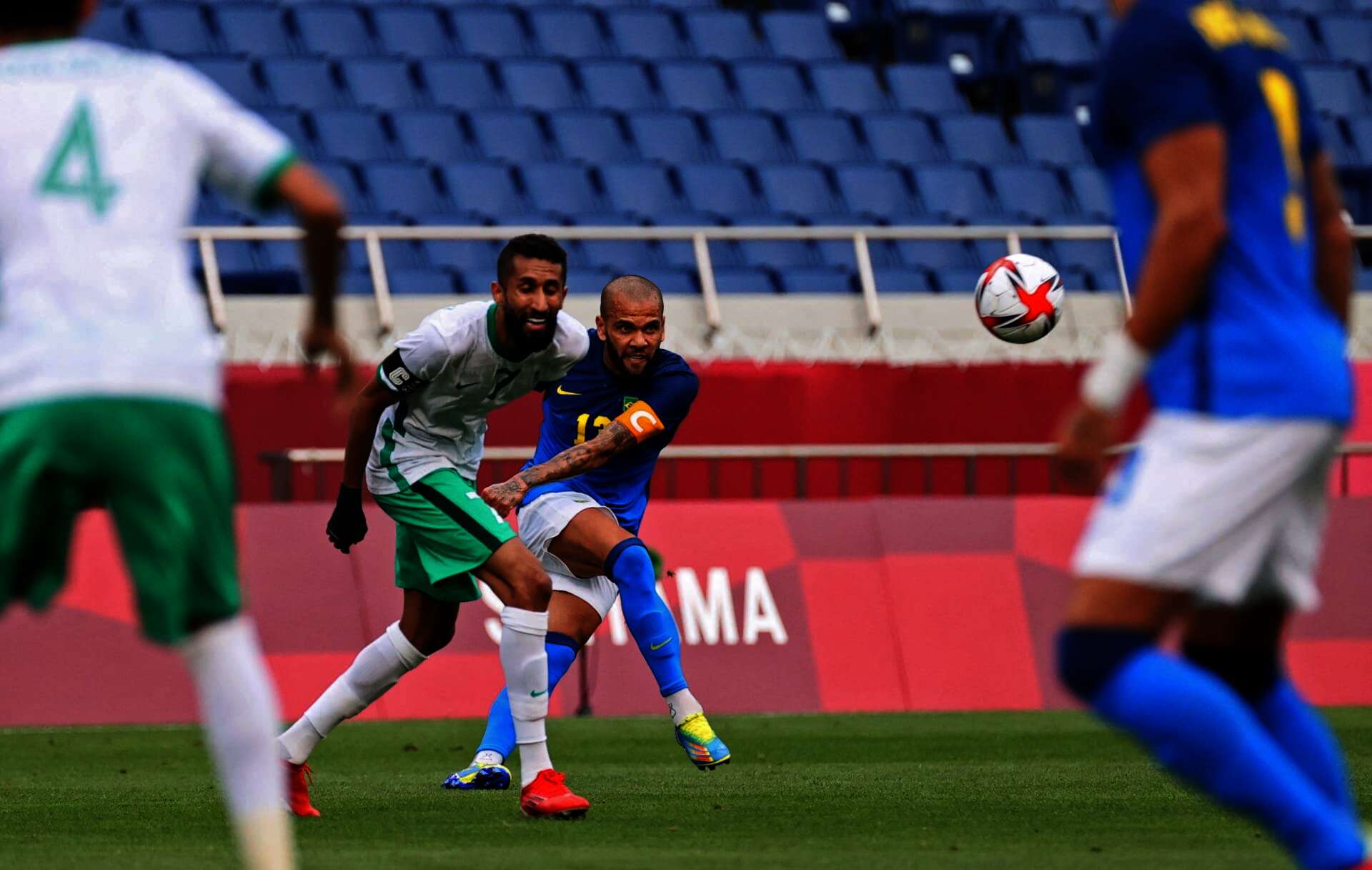 أمام داني ألفيس.. السعوديان سلمان الفرج وعبدالرحمن غريب يستعرضان مهاراتهمها
